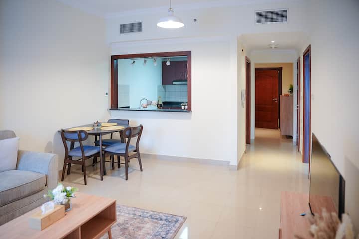 Luxury Apartment near Dubai Mall