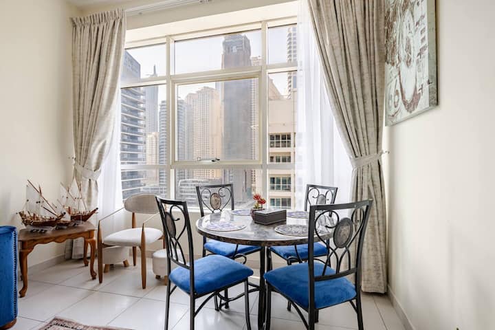 Luxury Rooms near Palm Beach